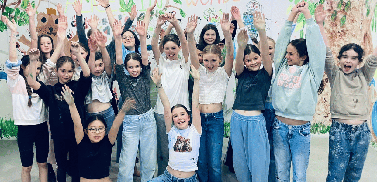 Artistic Explorer birthday parties