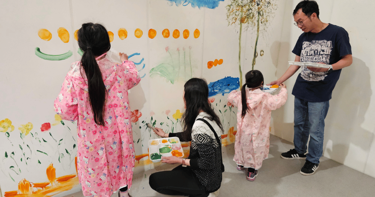 Toddler Paint Family getting really messy